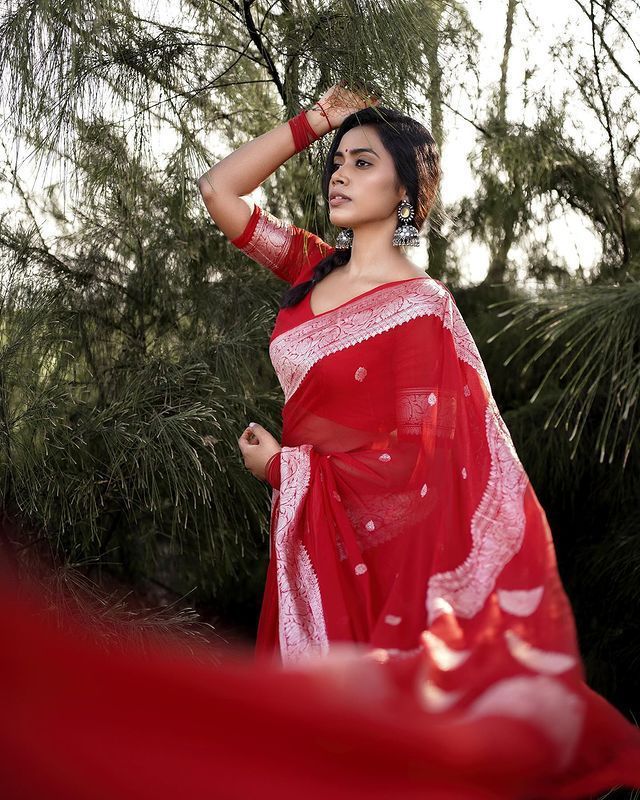 BOLLYWOOD HIT LINEN SOFT SAREE