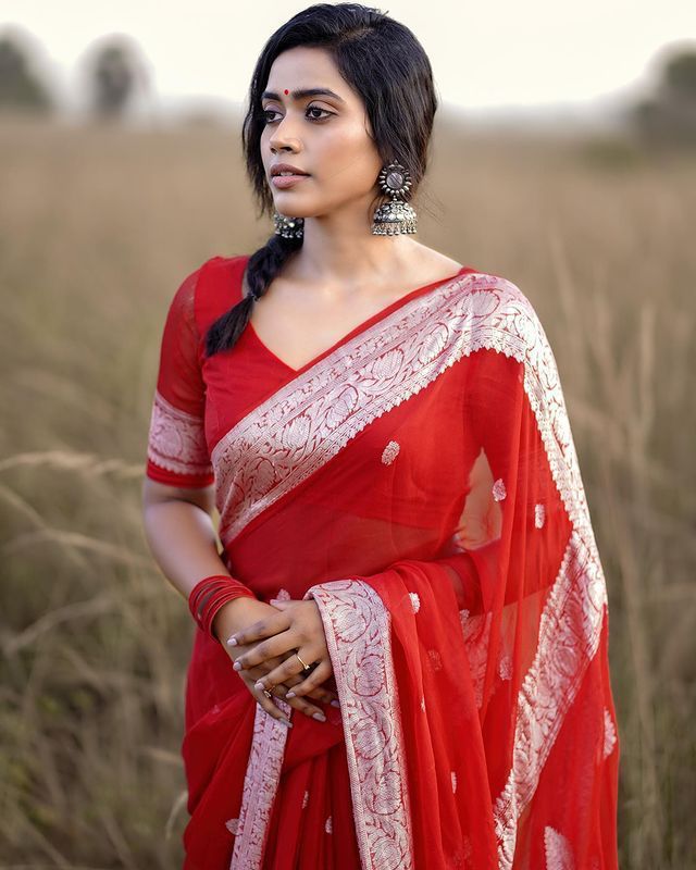 BOLLYWOOD HIT LINEN SOFT SAREE