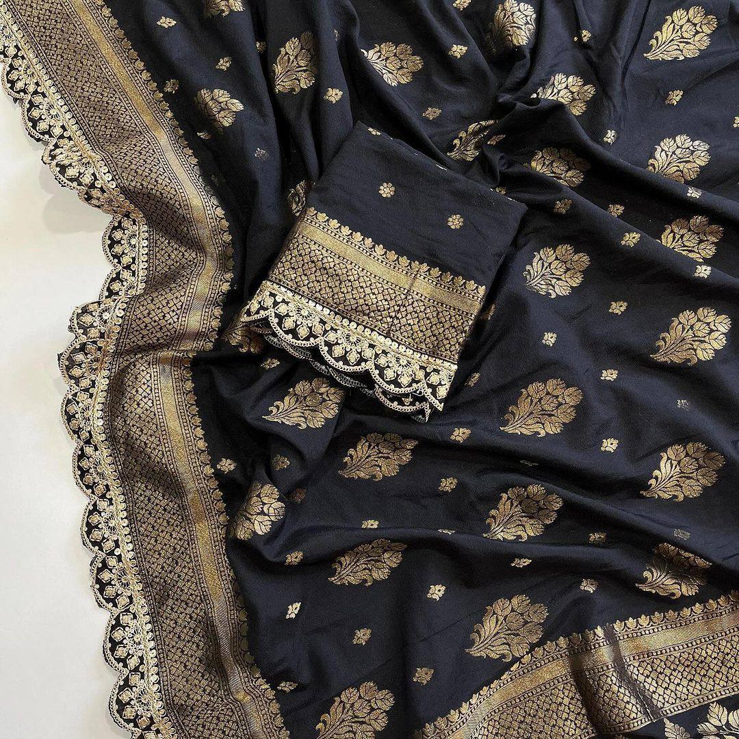 Graceful Designer Saree with Rich Golden Accents