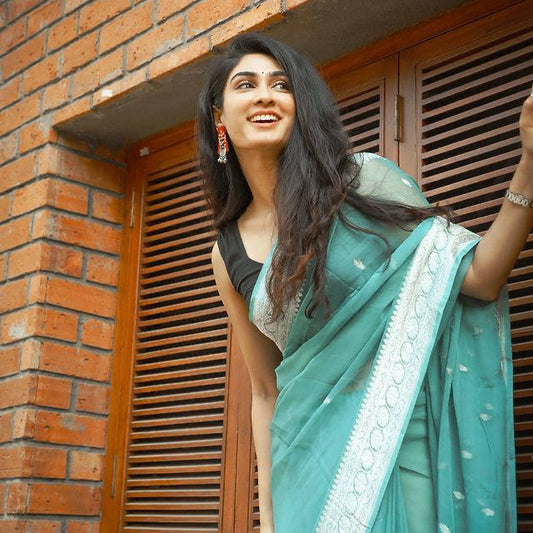 BOLLYWOOD HIT LINEN SOFT SAREE