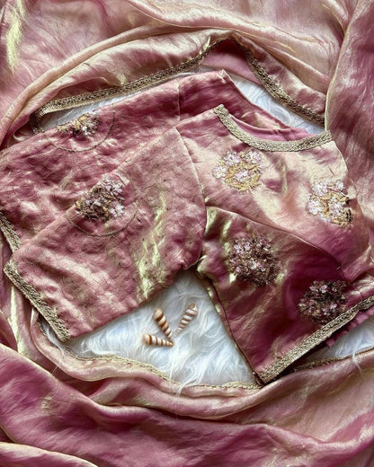 STYLE NEVER END ELEGANT AND PREETY AND HOT SHINING SOFT GOLDEN RICH SAREE