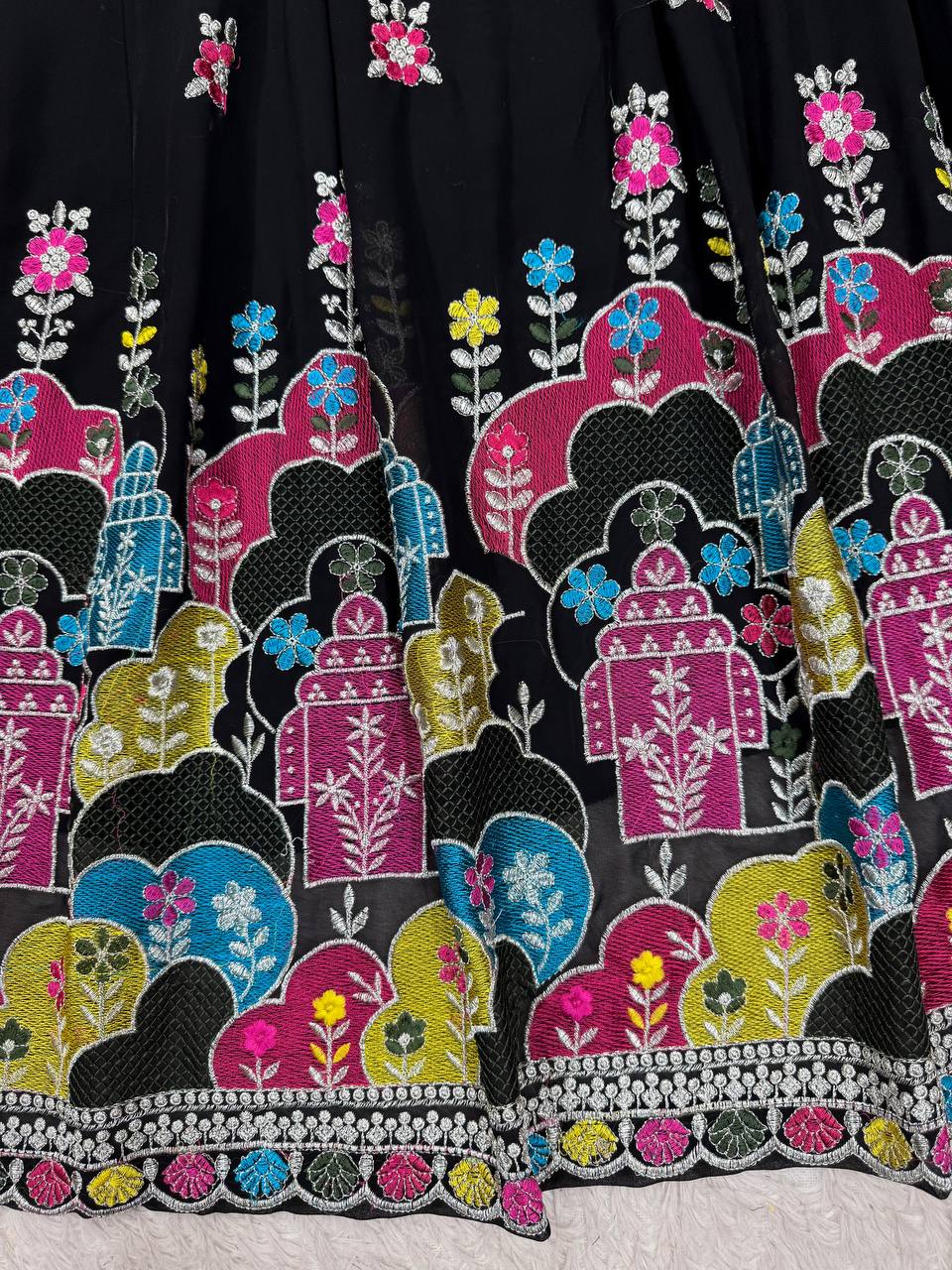 Liecryart Premium Reyon Semi-Stitched Lehenga Set – Digital Print, Mirror & Lace Work, Wedding & Festive Wear