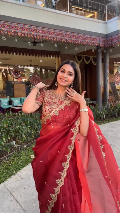 Liecryart Heavy Organza Silk Designer Saree – Thread & Sequence Work with Matching Blouse