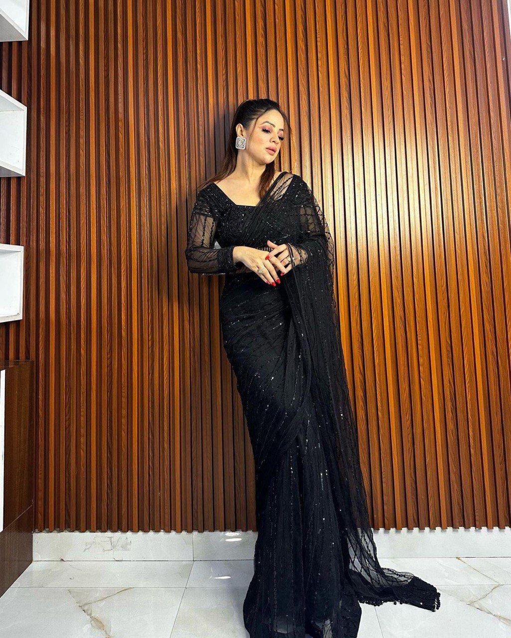 Liecryart Heavy Net Ready-to-Wear Designer Saree – Sequence Work with Fancy Lace & Matching Blouse